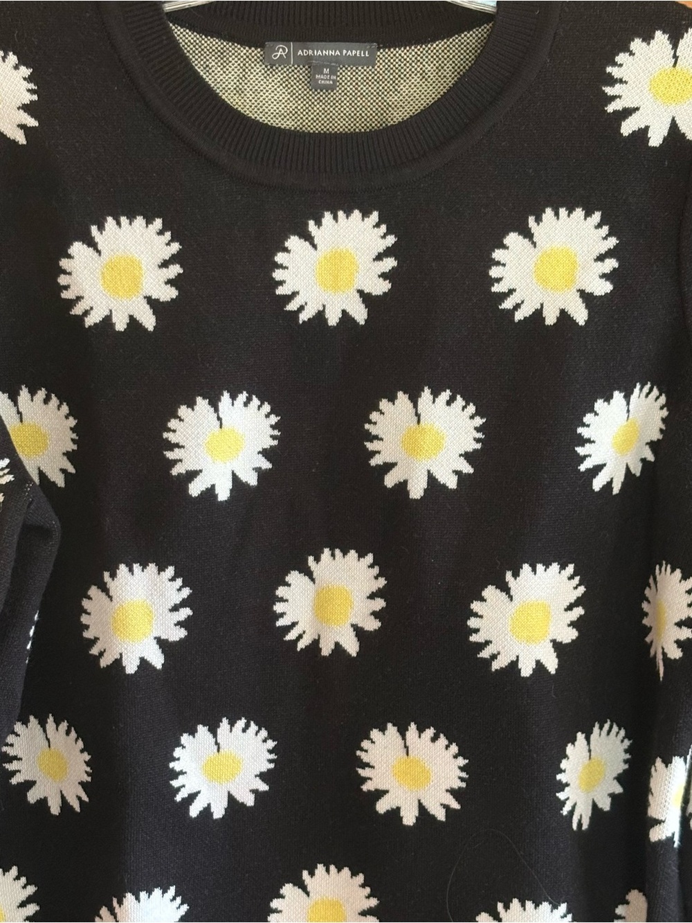 Adrianna Papell Black Crewneck Daisy Print Women's Sweater, Size M - Picture 3 of 7